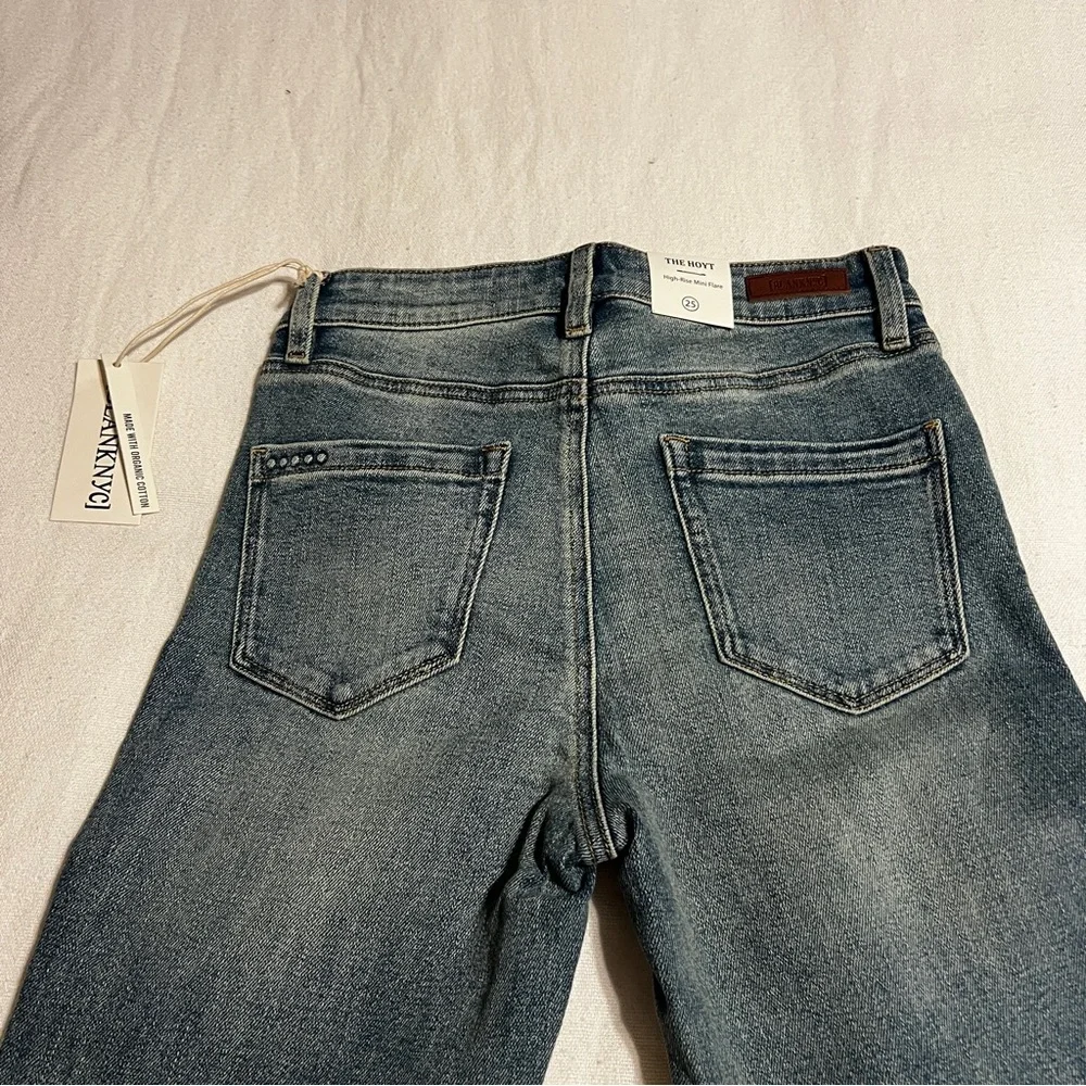 Blank NYC NWT high rise mini flare jeans size 25 - Picture 5 of 9